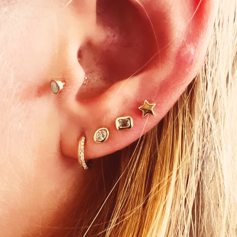 Emerald Diamond Stud